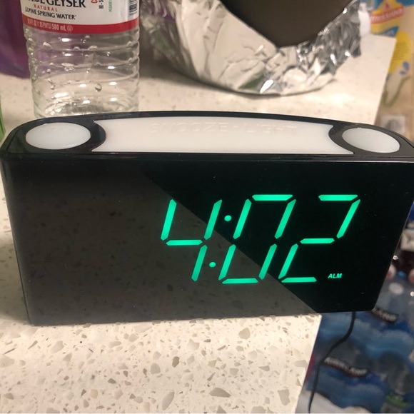 Alarm Clock Large Number Digital LED Display with Dimmer Night Light USB Easy - Picture 3 of 12